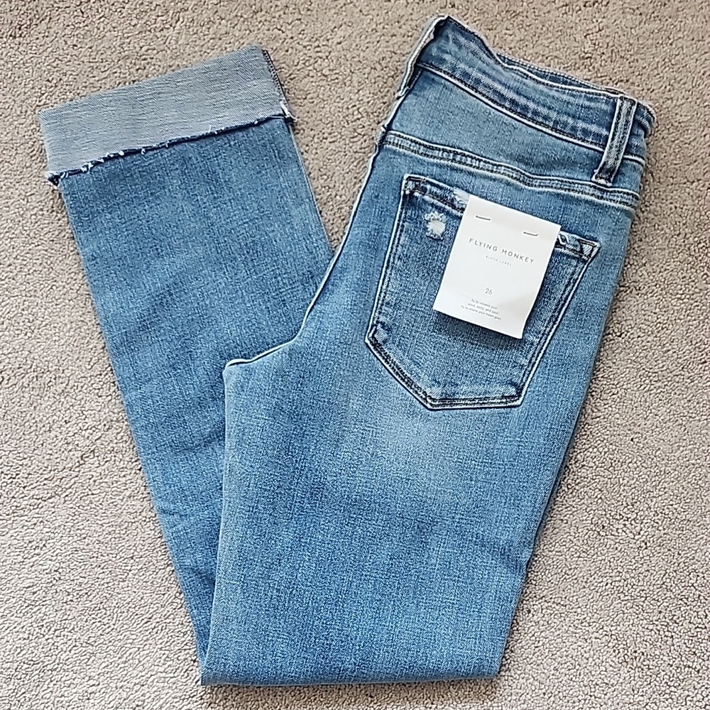 Flying Monkey Mid Rise Cuff Crop Slim